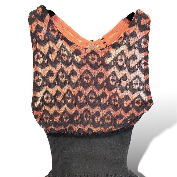 ALAÏA PARIS Orange/Coral & Black STUNNING Crochet Dress - Picture 7 of 13